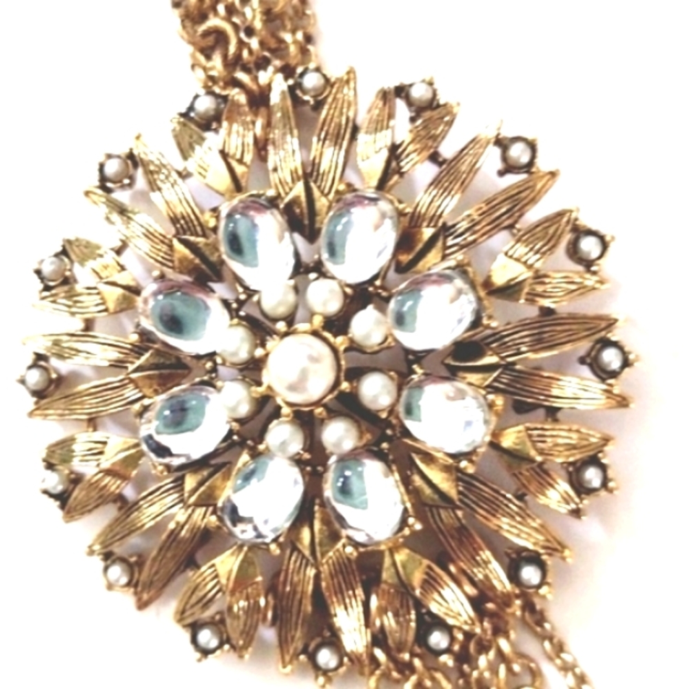 R.J. GRAZIANO BRUSHED GOLD MULTICHAIN NECKLACE W/CRYSTALS & SIDE FLORAL PENDANT - Picture 3 of 8